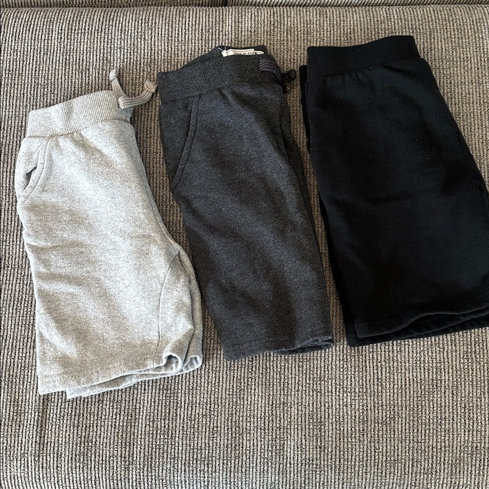 Free Planet boys short bundle